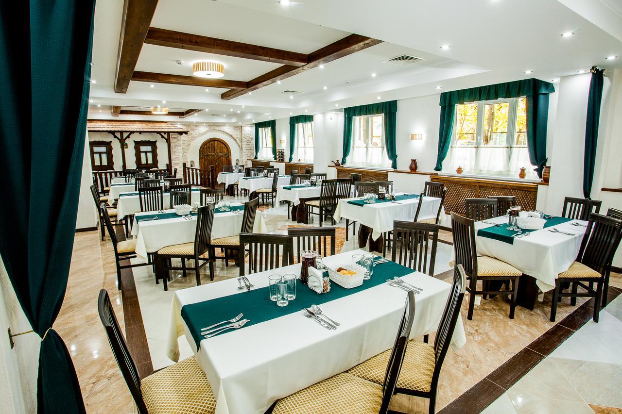 Institutul Muncii Hotell Chişinau Exteriör bild