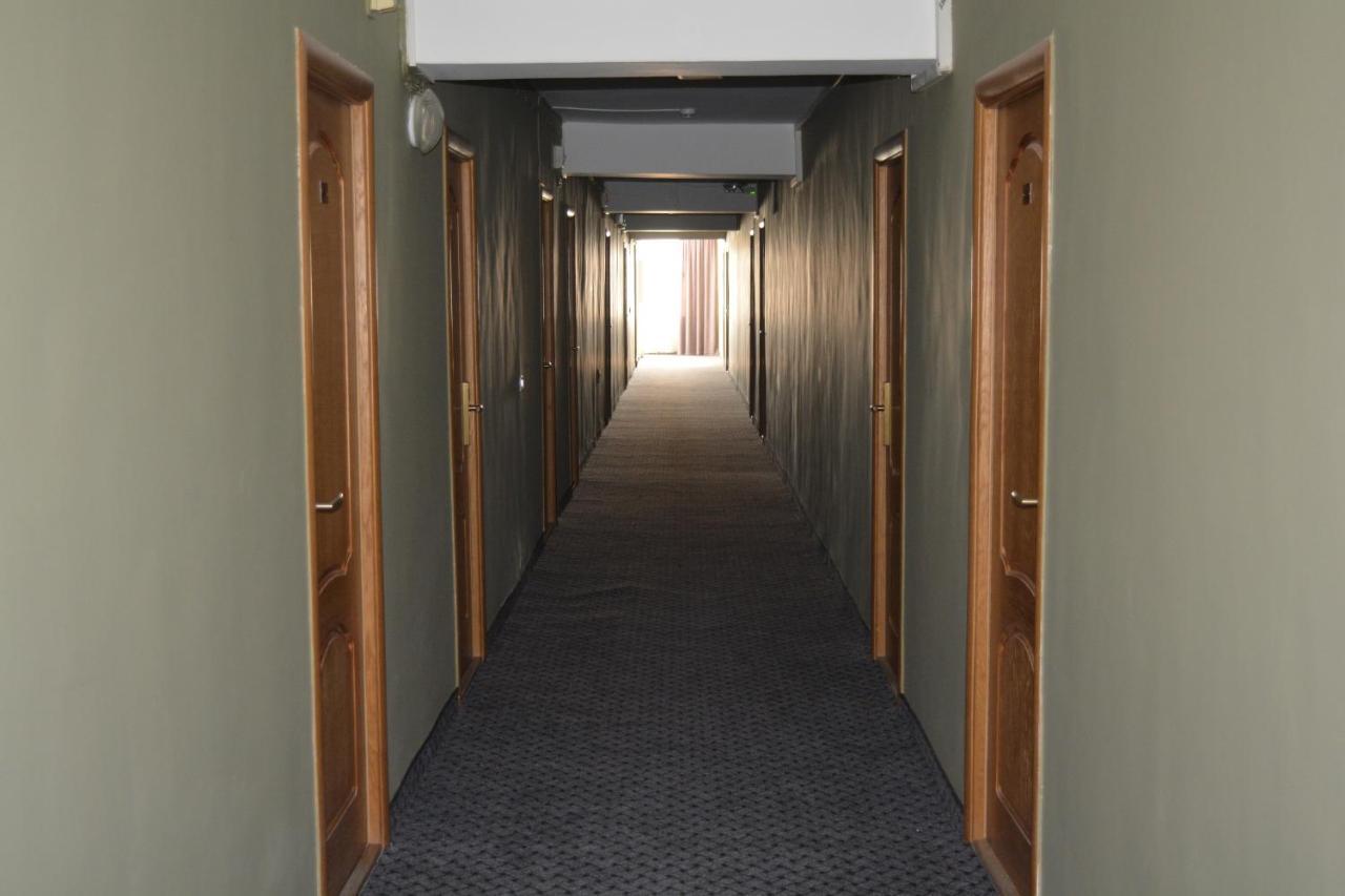 Institutul Muncii Hotell Chişinau Exteriör bild